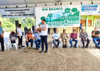 Bocalom lança operação de recuperação do Igarapé São Francisco