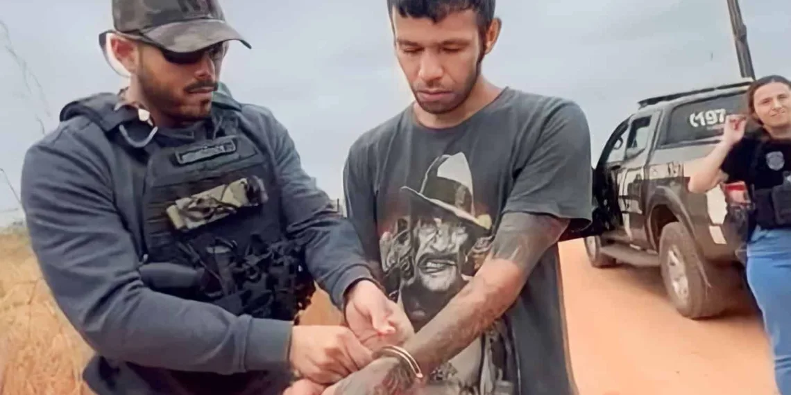 Polícia Civil prende suspeito de matar estudante com tiro na cabeça dentro de ônibus no Trancredo Neves