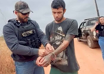 Polícia Civil prende suspeito de matar estudante com tiro na cabeça dentro de ônibus no Trancredo Neves