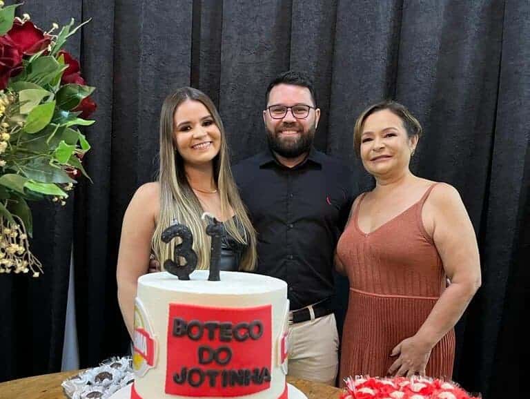 No melhor estilo surpresa, João Paulo