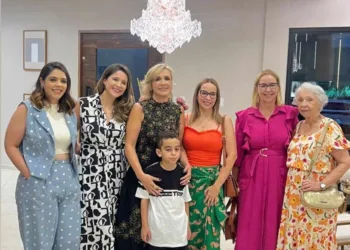 A empresária Rosileny Barreiros abriu as portas da RC Casa e recebeu sua clientela e amigos para o coquetel de reinauguração