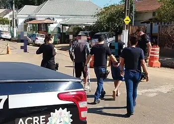 Suspeitos de tentar assaltar comércio de policial civil são presos em Xapuri