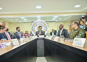 Governador Gladson Cameli lembrou o esforço do Estado para encontrar soluções para a crise migratória na fronteira do Acre com o Peru. Foto: Diego Gurgel/Secom