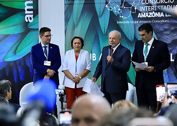 A solicitação de recursos para BR-364 foi feita por Gladson Cameli a Lula. Foto: Pedro Devani/Secom