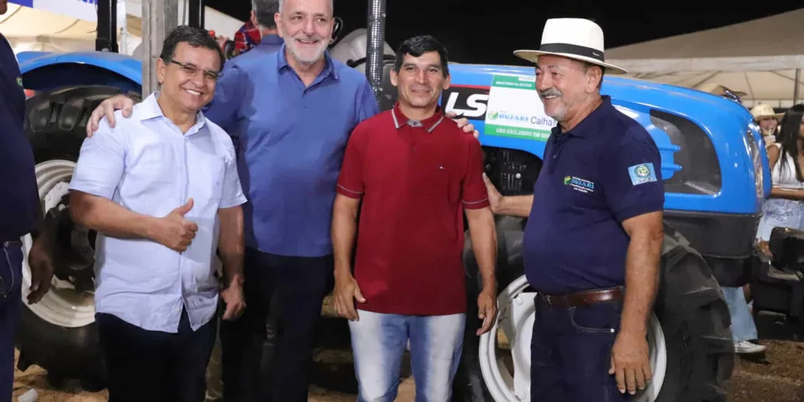 O secretário de agricultura, Luís Tchê, também compareceu ao evento. Foto: Édson Marangoni