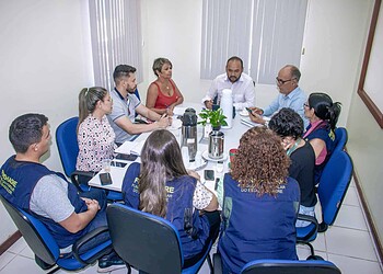 Em parceria com o Tribunal de Justiça, Fundhacre se organiza para levar atendimentos aos moradores do Bairro Calafate. Foto: Gleison Luz/Asscom Fundhacre