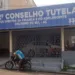 Dependente química que perdeu a guarda da filha recém-nascida invade conselho tutelar no Acre