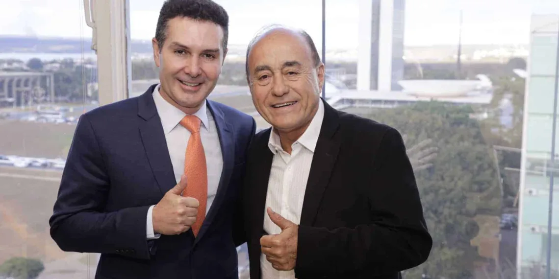 Ministro das Cidades recebe Bocalom para tratar de programas habitacionais de Rio Branco