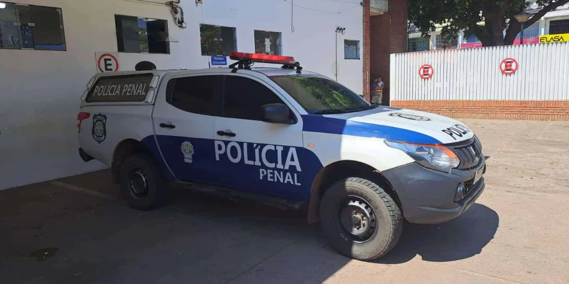 Detentos tomam arma de policial penal e fazem rebelião em presídio de segurança máxima de Rio Branco