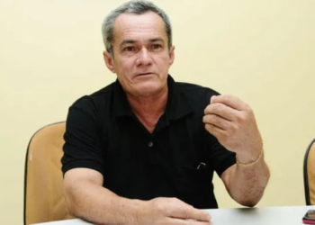 Morre 'Tijolinho', político que prometia fazer todas as ruas do Acre com tijolos