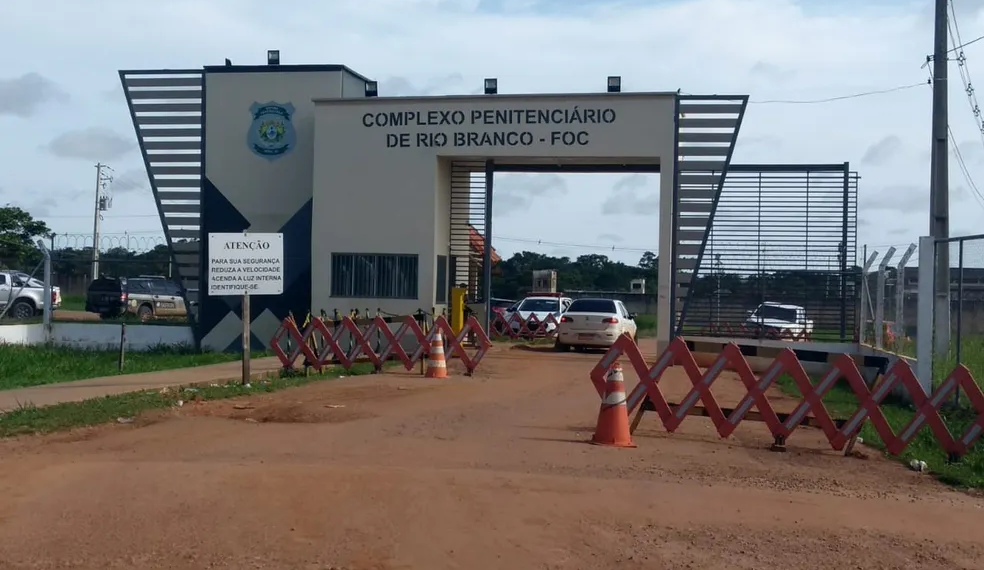 Detentos são denunciados por massacre durante rebelião no Presídio Antônio Amaro Alves, em Rio Branco