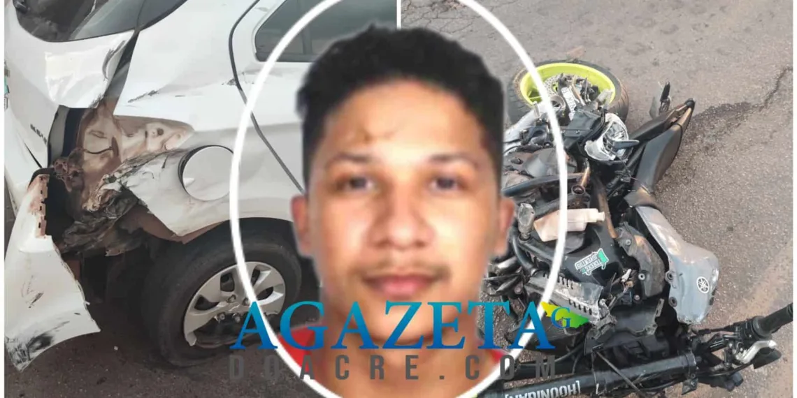 Motociclista colide com dois carros e sofre ferimento grave