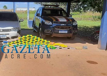 Casal é preso com quase 90kg de droga em carro que seguia para Rio Branco