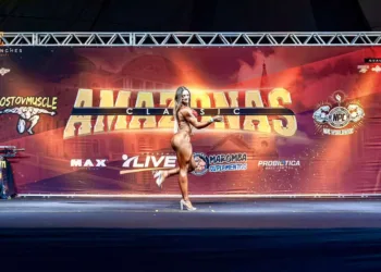 A acreana foi campeã do Amazonas Classic Expo Fitness Norte 2022, nas categorias Wellness Estreantes e Open C (Foto: Cedida)