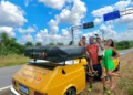Família que já percorreu 17 estados com carro fiat 147 chega ao Acre: 'primeira vez'