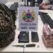 Polícia prende dupla e recupera moto roubada na Baixada