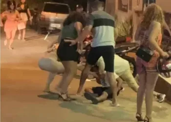 Vídeo mostra briga generalizada em bar no interior do Acre