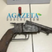 Dupla é encaminhada para delegacia após ser flagrada em via pública com arma de fogo