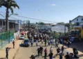 VEJA FOTOS: sol forte e calor não espantam público da Cavalgada