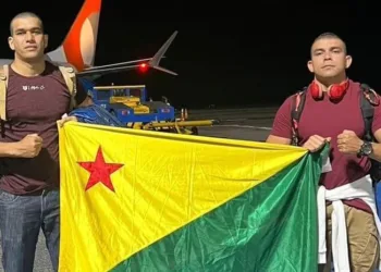 Bombeiros do Acre são enviados para combater incêndios no Canadá