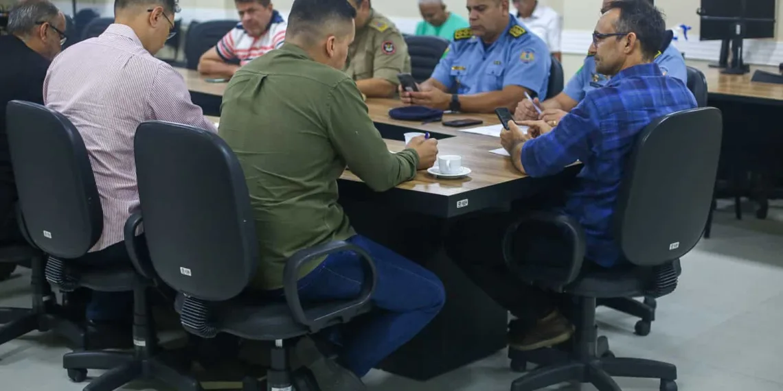Governo confirma 5 mortes dentro de presídio de segurança máxima