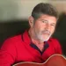 Morre Carlos Kouri, ex-guitarrista da banda Mugs, aos 71 anos