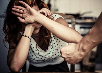 Justiça mantém condenação de homem por violar domicílio e perseguir mulher