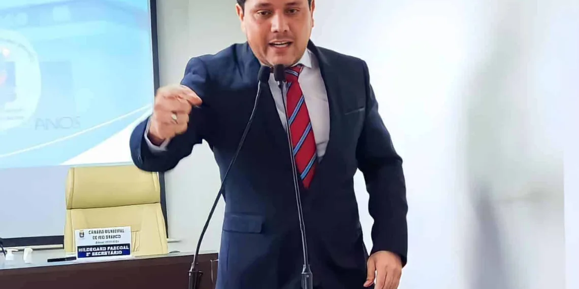Anteprojeto que propõe programa Jovem Aprendiz no serviço público é apresentado na Câmara de Rio Branco