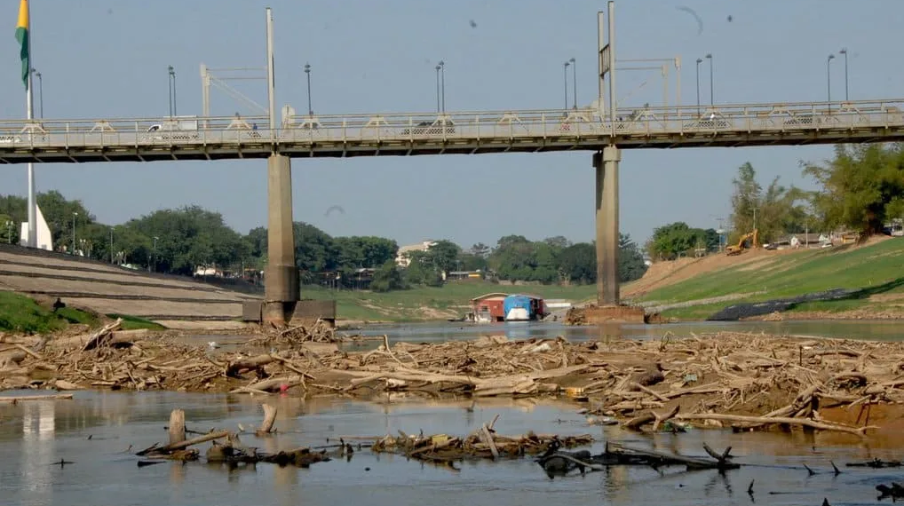 Defesa Civil alerta sobre possível seca histórica do Rio Acre na Capital