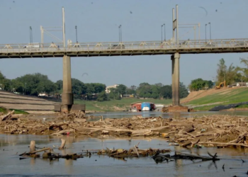 Defesa Civil alerta sobre possível seca histórica do Rio Acre na Capital