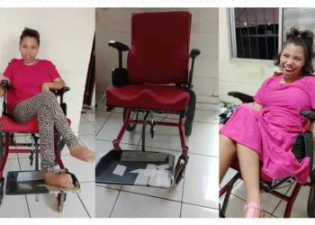Mãe pede ajuda para comprar nova cadeira de rodas para adolescente com paralisia cerebral