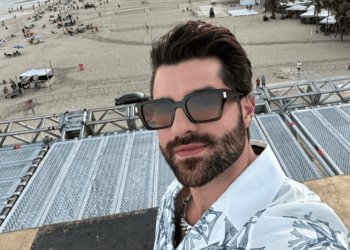 Alok fez pacto para realizar "Show do Século"? Palco em formato de pirâmide e data do evento viram alvo de teoria
© Instagram, @alok/Foto:@jao.storch (OneDot)