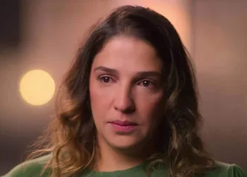 Ana Carolina Oliveira, mãe de Isabella Nardoni, diz que relutou em participar de documentário da Netflix sobre caso. Foto: Netflix/Divulgação
© Fornecido por Estadão