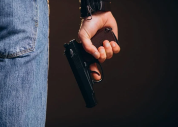 Associação dos militares contesta PL que pretende proibir porte de armas por agentes segurança em festas