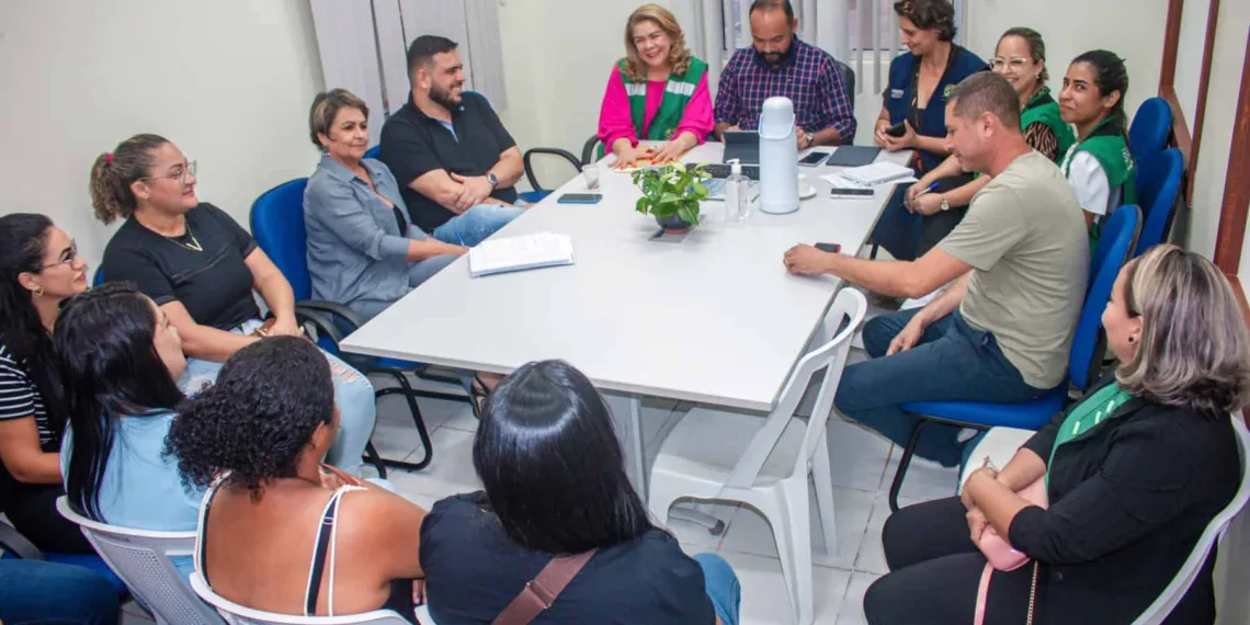Compromisso: Governo do Estado contrata novos técnicos para contribuirem na assistência da Fundhacre. Foto: Gleison Luz/Ascom Fundhacre