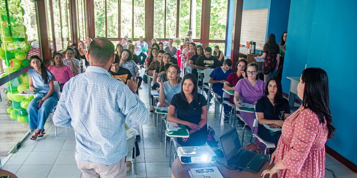“Esta semana tem como foco os profissionais da Fundhacre e também acadêmicos, residentes e internos”, relata Madeline Guimarães. Foto: Gleison Luz/ Fundhacre