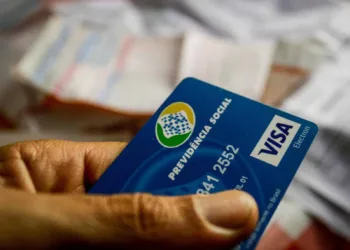 INSS: aposentados podem indicar descontos indevidos a partir do dia 14