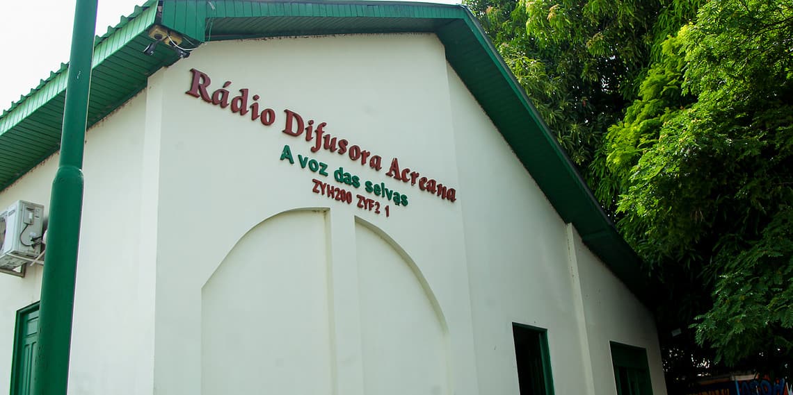 Difusora Acreana é uma das pioneiras entre as rádios da região amazônica e a única que ainda opera utilizando o formato de transmissão AM. Foto: Neto Lucena/Secom