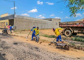 Prefeitura leva mutirão de obras para bairros da baixada da Sobral