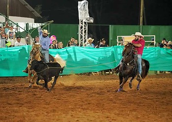 Vencedores da Prova do Laço recebem prêmios de mais de R$ 60 mil na Expoacre