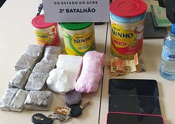 Quatro pessoas são presas transportando drogas em veículo na BR-364