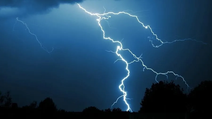 Inmet alerta para tempestades e chuvas intensas neste domingo no Acre