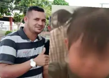 Homem cai de motocicleta, bate a cabeça e morre em acidente no interior do Acre