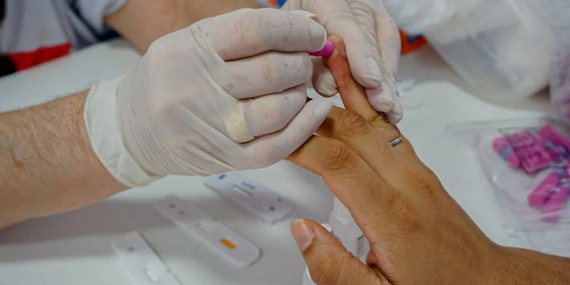 Anvisa autoriza farmácias do Acre a fazer exames de análise clínica