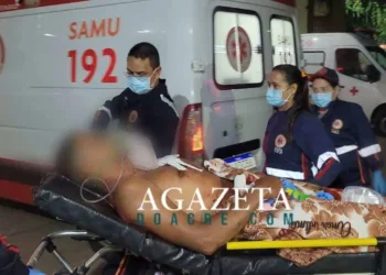 Homem é atingido com facada no peito após tentar agredir cachorro