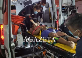 Homem aparentando transtorno mental é atropelado na Avenida Ceará