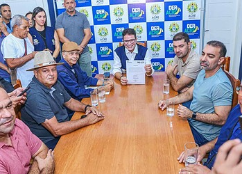 Governo do Estados assina ordem de serviço para retomada das obras na AC-405. Foto: Marcos Santos/Secom