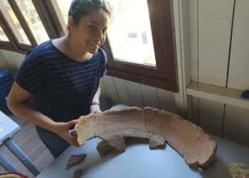 Raquel Frota Rodrigues é doutoranda em Antropologia e Arqueologia, vinculada à Secretaria Municipal de Turismo de Rio Branco. (Foto: Arquivo Pessoal).