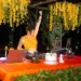 Cau Bartholo celebra seus 38 anos na festa Tropicaos
