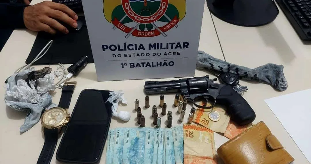 PM apreende arma de fogo no Centro de Rio Branco